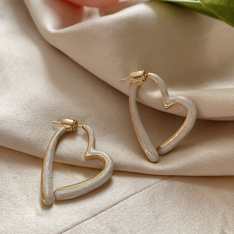 Hurmaava Helmi Korvarengas jokaiseen tilaisuuteen