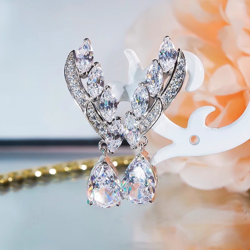 Klassinen Korvarengas ajattomalla viehätyksellä