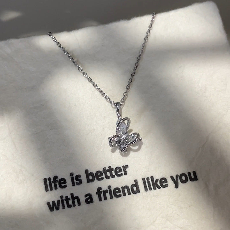 Elegantti Koru jokaiseen tilaisuuteen