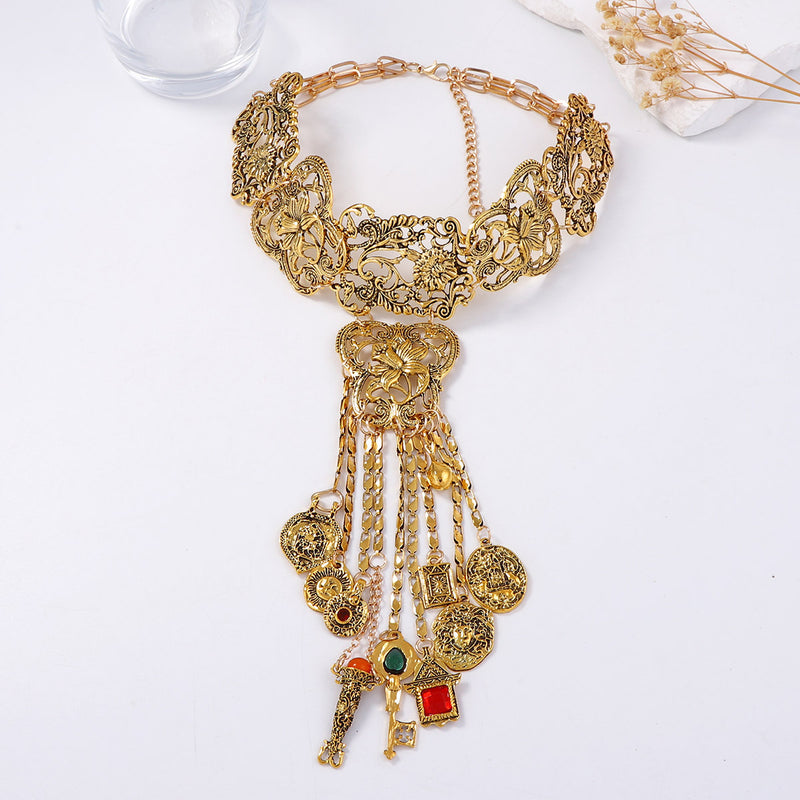 Hurmaava Hopea Kaulakoru jokaiseen tilaisuuteen