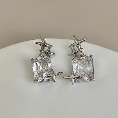 Elegantti Korvarengas jokaiseen tilaisuuteen