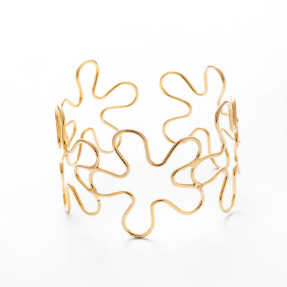 Kaunis Rannekoru ainutlaatuisella tyylillä