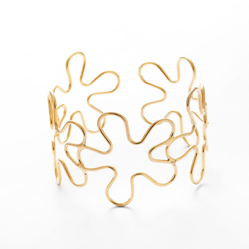 Kaunis Rannekoru ainutlaatuisella tyylillä