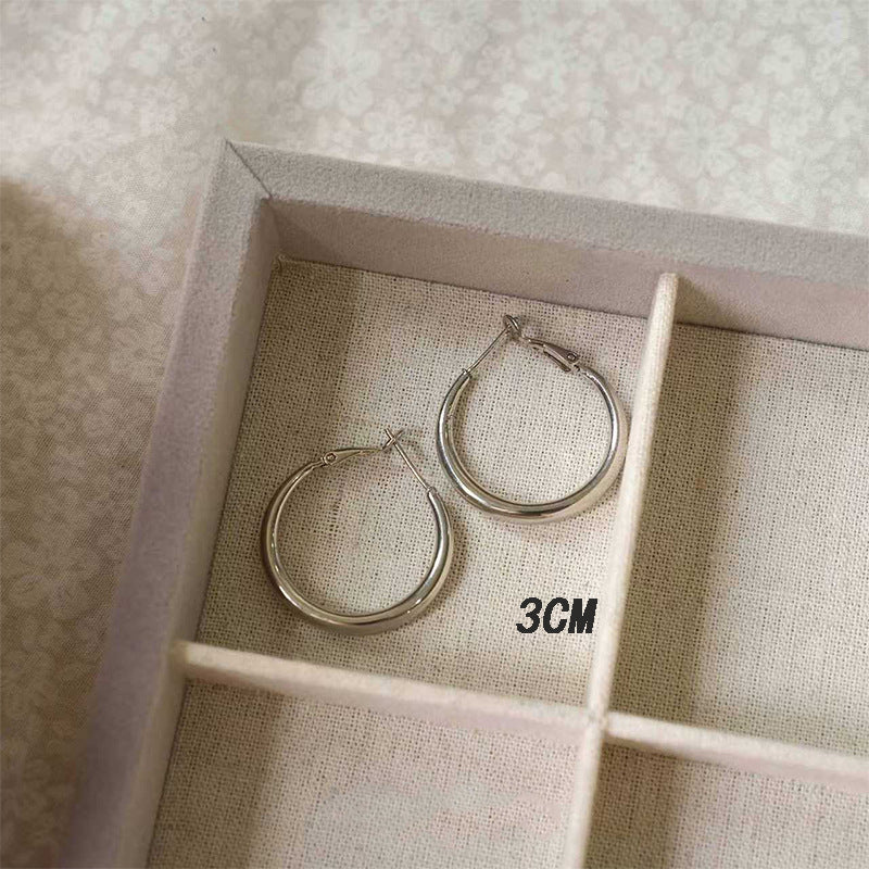 Hurmaava Korvarengas jokaiseen tilaisuuteen