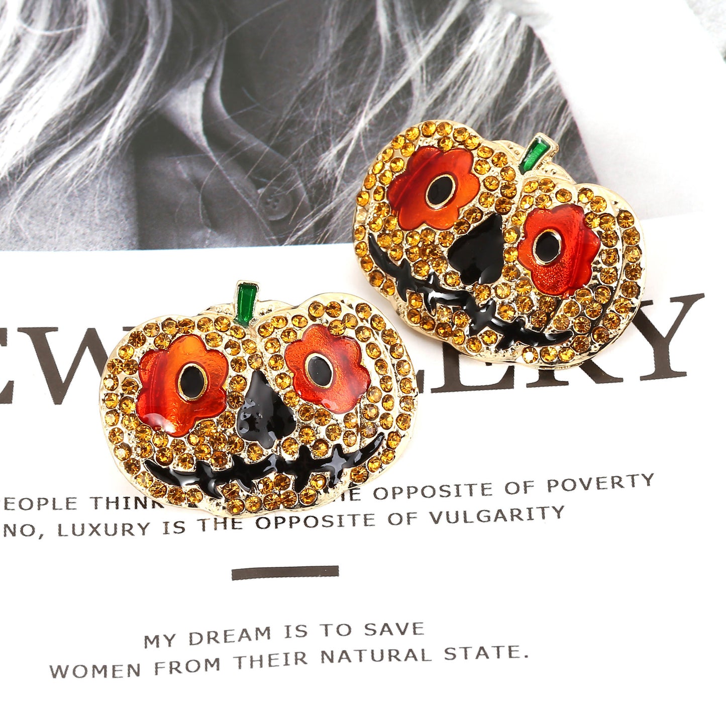 Käsintehty vintage Korvarengas