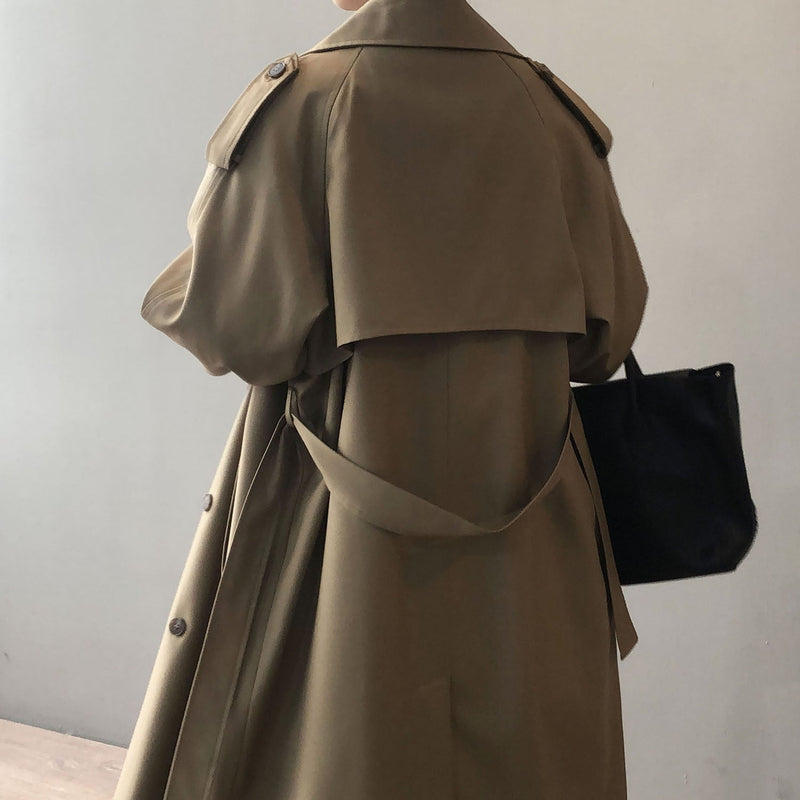 Effortlessly Elegant Coat with a Timeless Design