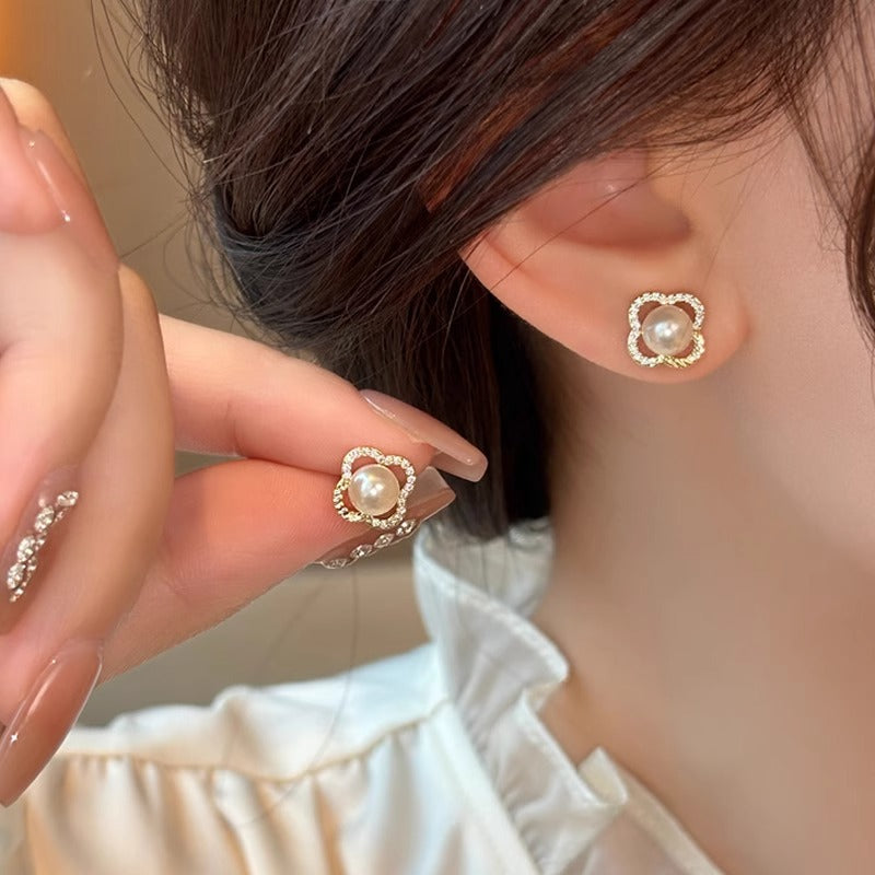 Romanttinen Helmi Korvarengas erityisiin hetkiin