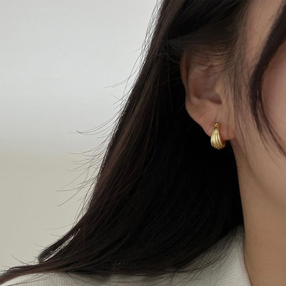 Elegantti Korvarengas jokaiseen tilaisuuteen