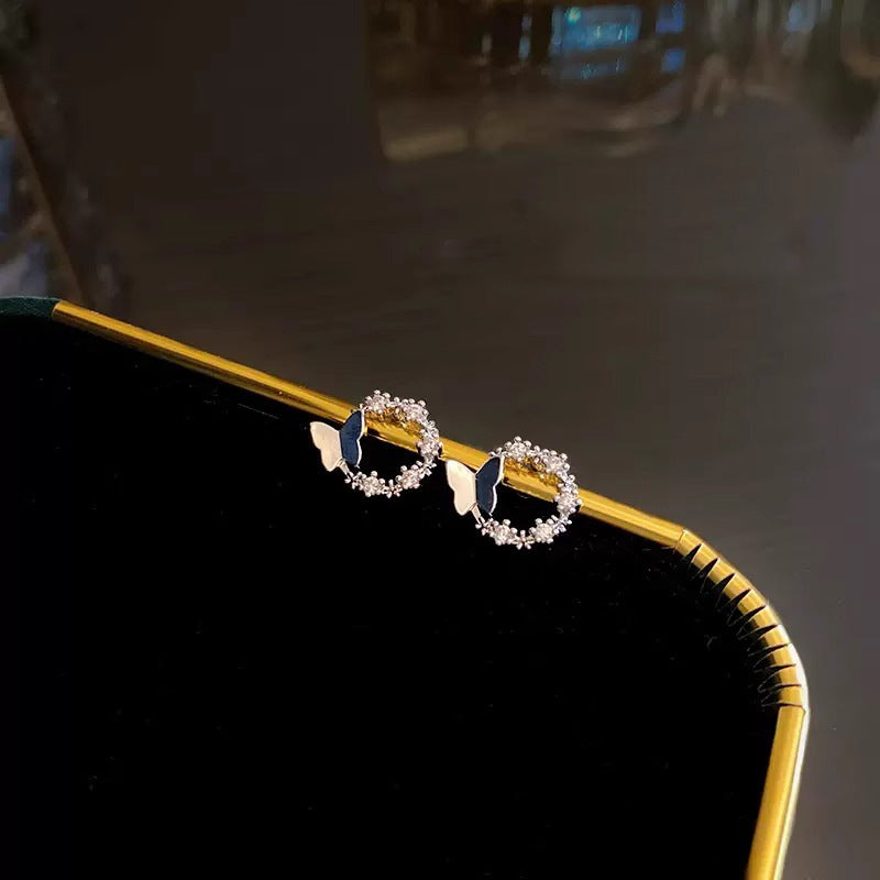 Elegantti Korvarengas jokaiseen tilaisuuteen