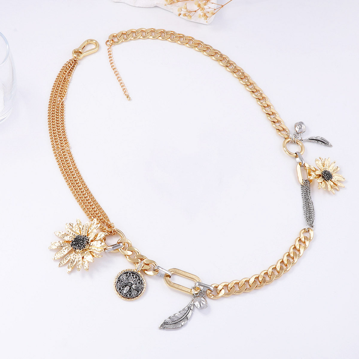 Käsintehty vintage Riipus