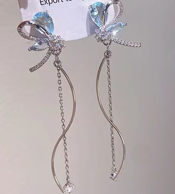 Elegantti Korvarengas jokaiseen tilaisuuteen