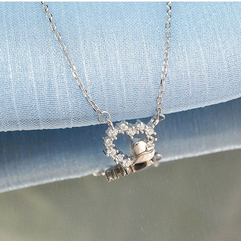 Herkkä käsityö Koru