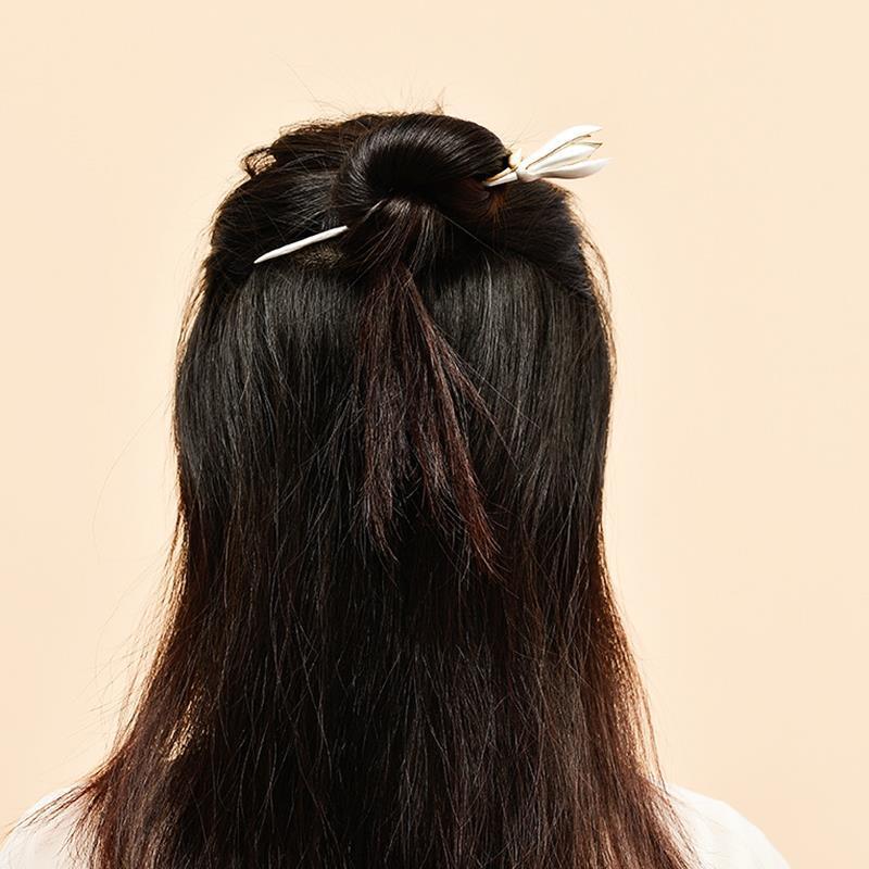 Romanttinen Hopea Koru erityisiin hetkiin