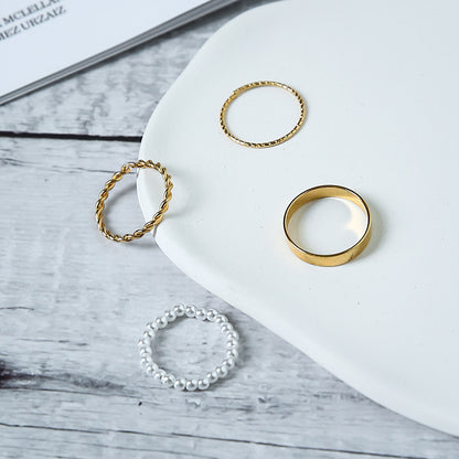 Kaunis Helmi Sormus ainutlaatuisella tyylillä