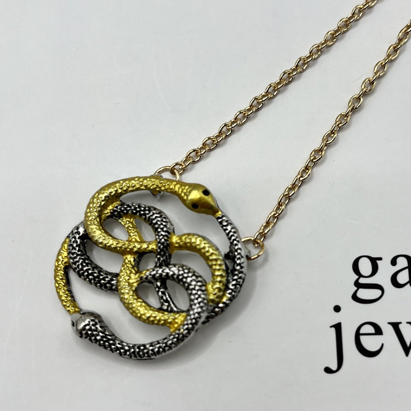 Romanttinen Koru erityisiin hetkiin