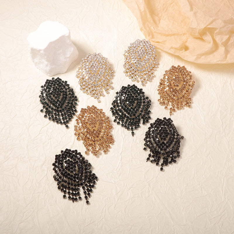 Klassinen Korvarengas ajattomalla viehätyksellä