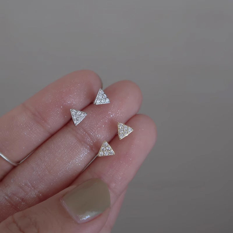 Elegantti Korvarengas jokaiseen tilaisuuteen