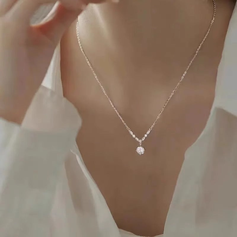 Elegantti Kaulakoru jokaiseen tilaisuuteen