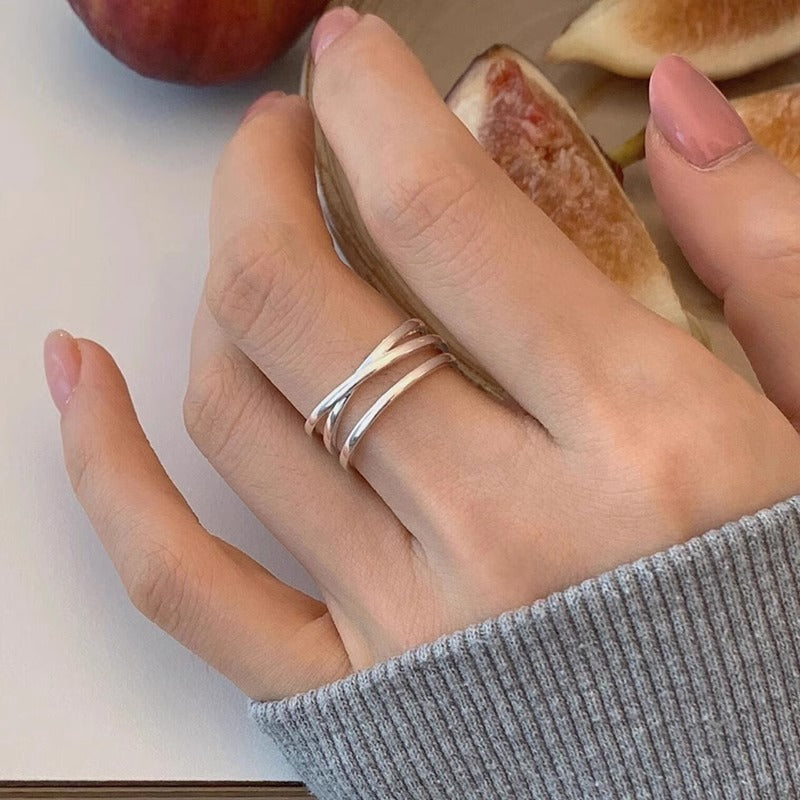 Klassinen Sormus ajattomalla viehätyksellä