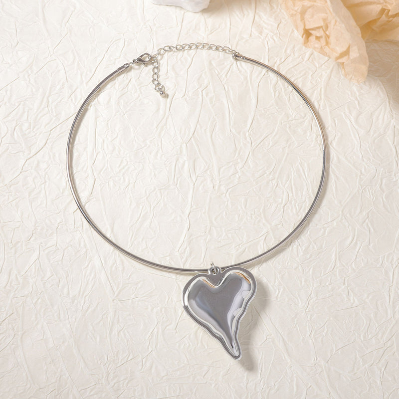 Hurmaava Riipus jokaiseen tilaisuuteen