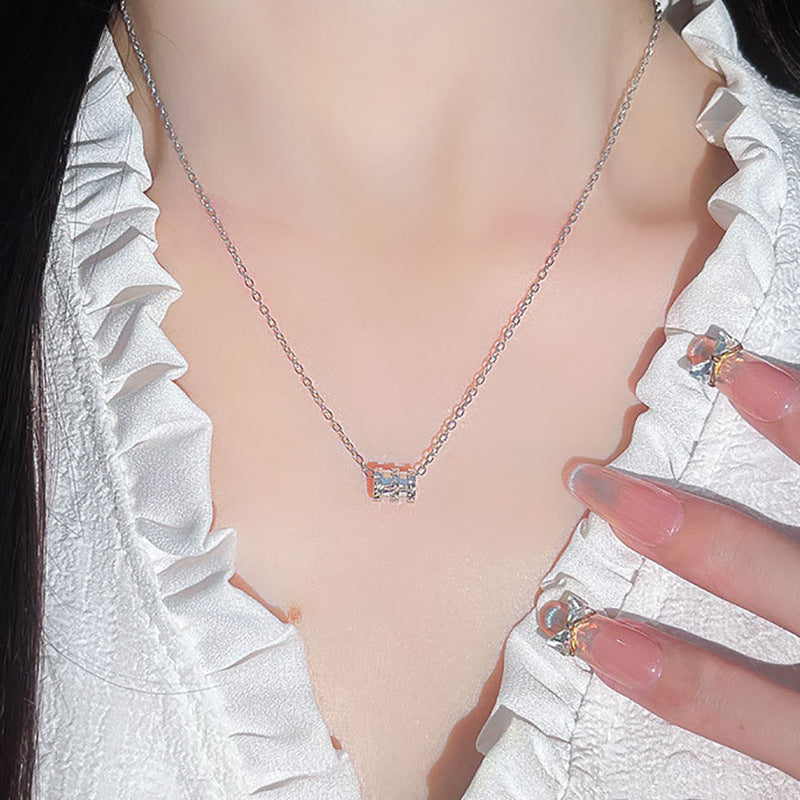 Hurmaava Kaulakoru jokaiseen tilaisuuteen