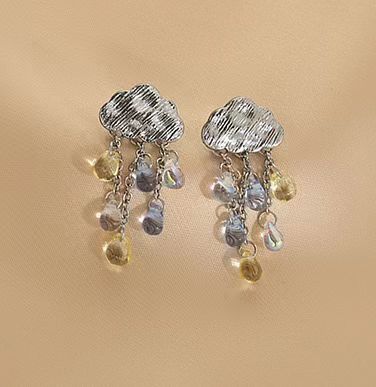 Elegantti Korvarengas jokaiseen tilaisuuteen