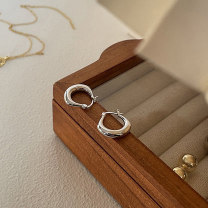 Elegantti Koru jokaiseen tilaisuuteen