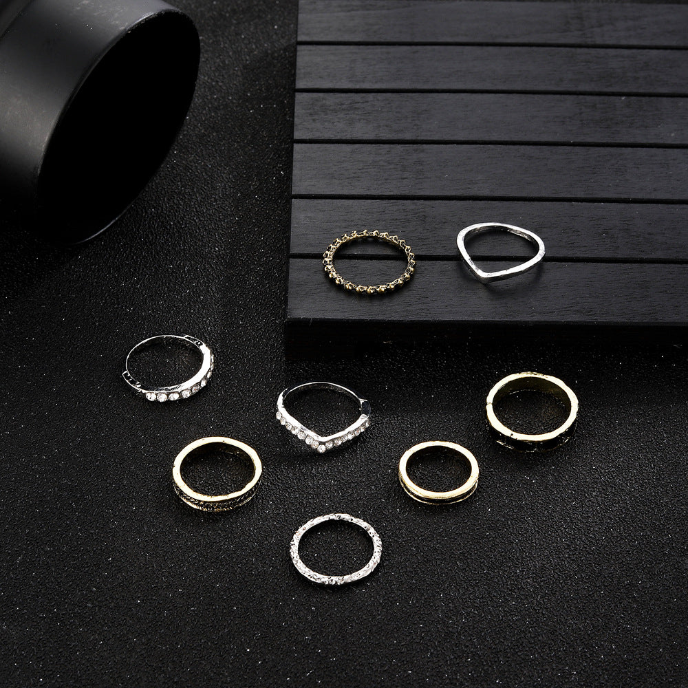 Kaunis Kulta Sormus ainutlaatuisella tyylillä