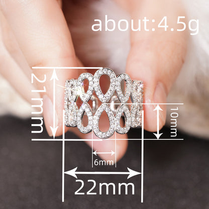 Kaunis Sormus ainutlaatuisella tyylillä