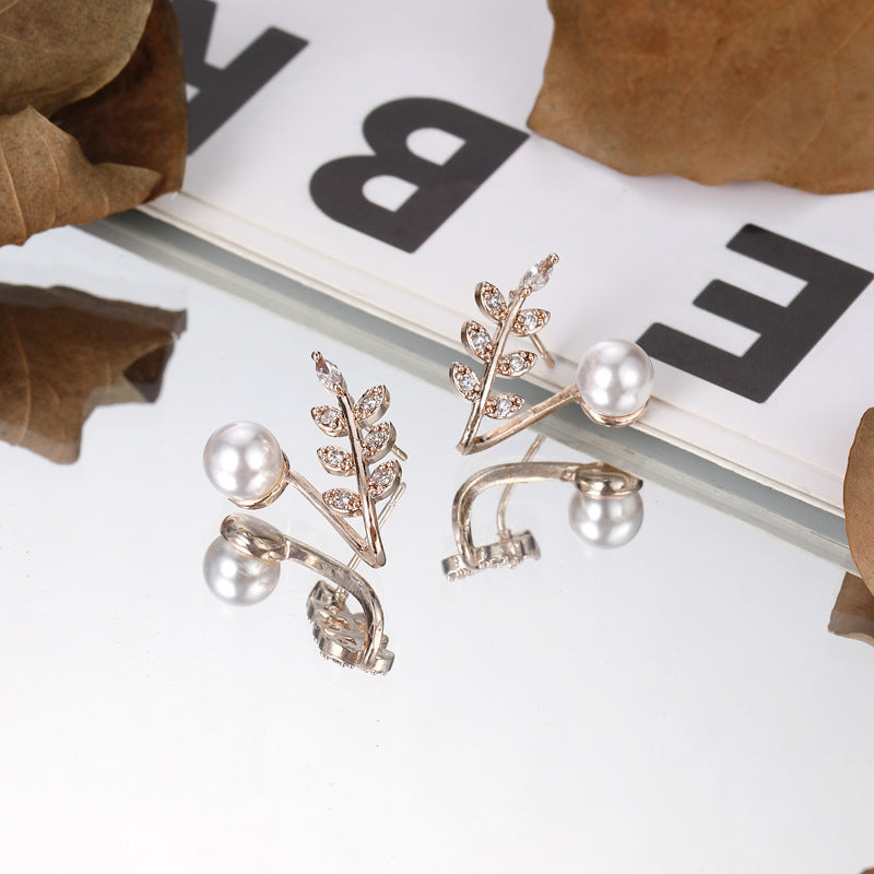 Elegantti Hopea Korvarengas jokaiseen tilaisuuteen