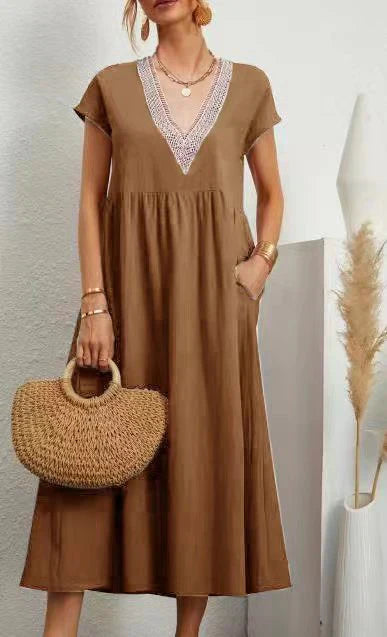 Classic Vintage Dress with a Flattering Fit