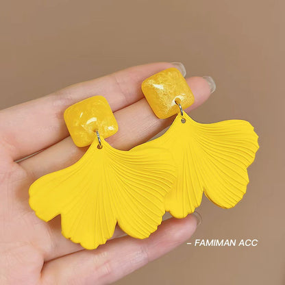 Hurmaava Korvarengas jokaiseen tilaisuuteen