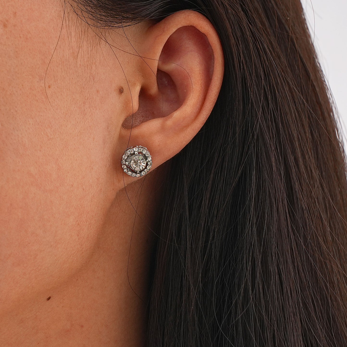 Hurmaava Korvarengas jokaiseen tilaisuuteen