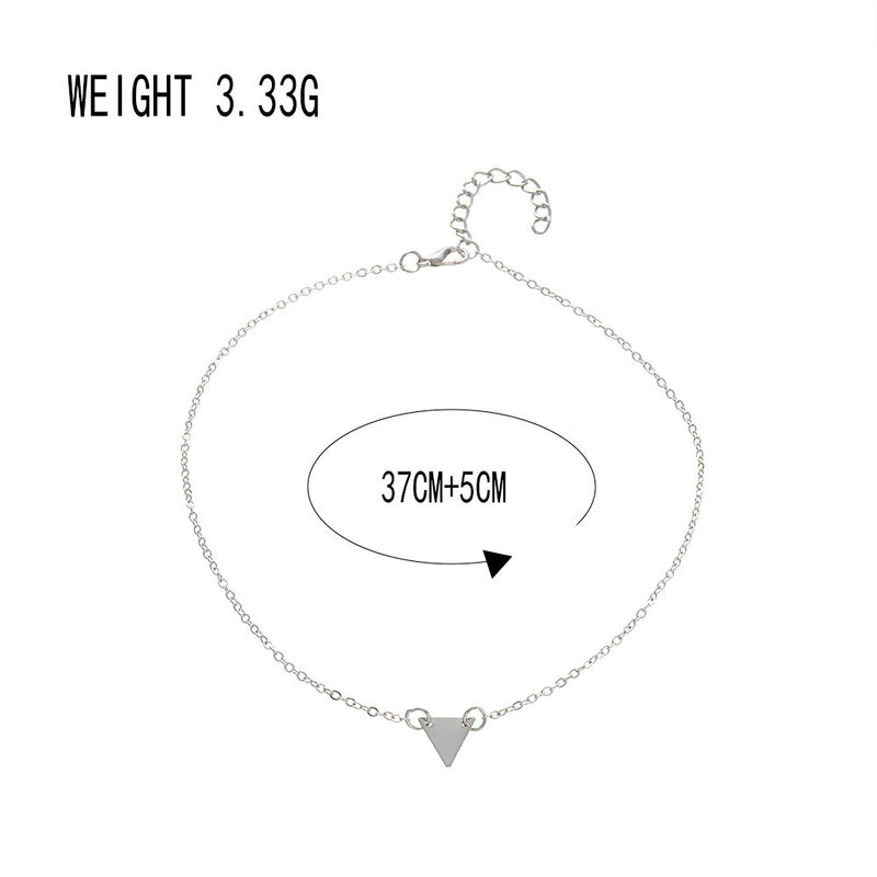 Klassinen Kaulakoru ajattomalla viehätyksellä