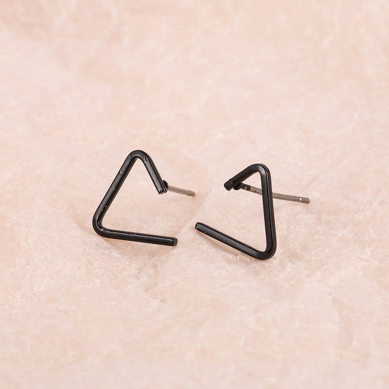 Kaunis Korvarengas ainutlaatuisella tyylillä