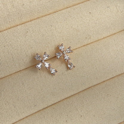 Elegantti Korvarengas jokaiseen tilaisuuteen