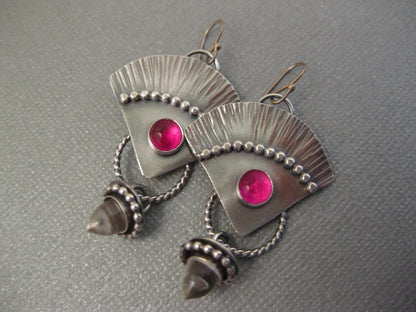 Herkkä käsityö Korvarengas