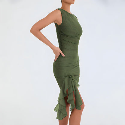 Gracefully Styled Dress for Any Occasion