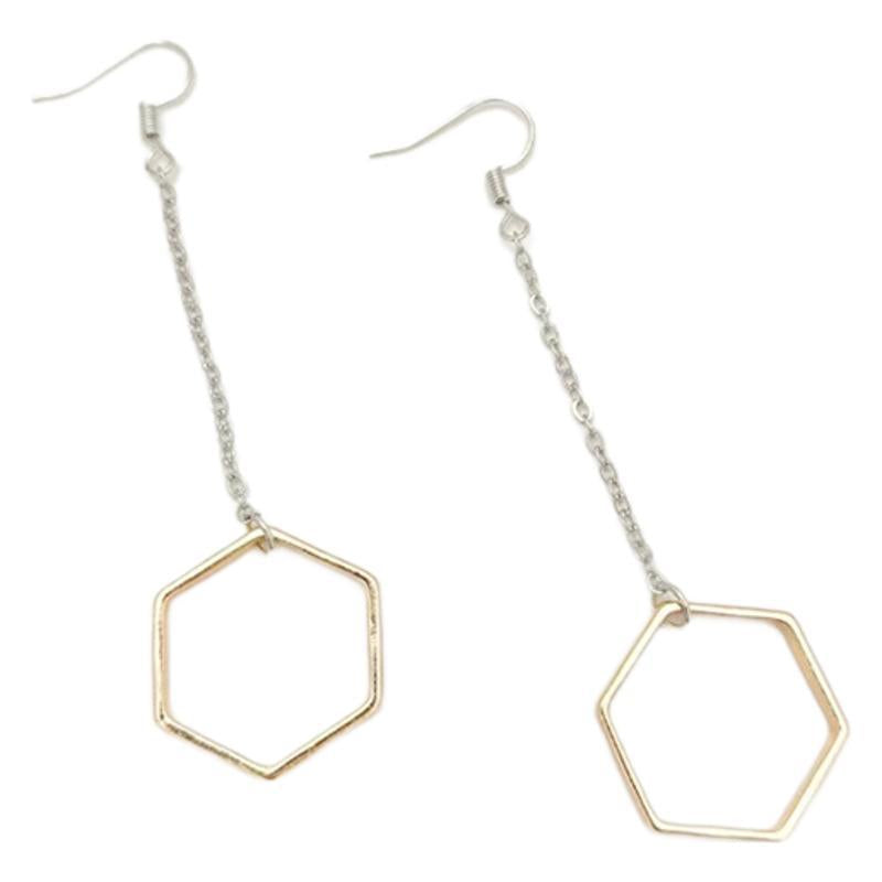 Klassinen Sormus ajattomalla viehätyksellä