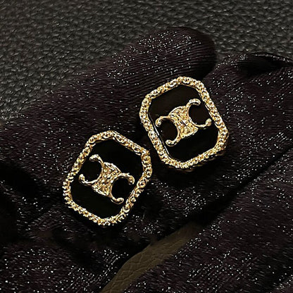 Romanttinen Korvarengas erityisiin hetkiin