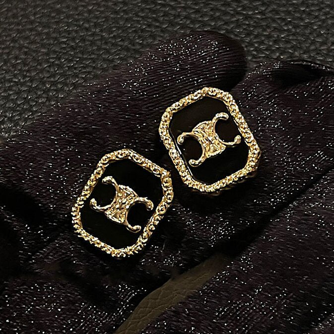 Romanttinen Korvarengas erityisiin hetkiin