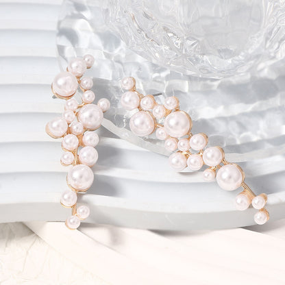 Hurmaava Helmi Korvarengas jokaiseen tilaisuuteen