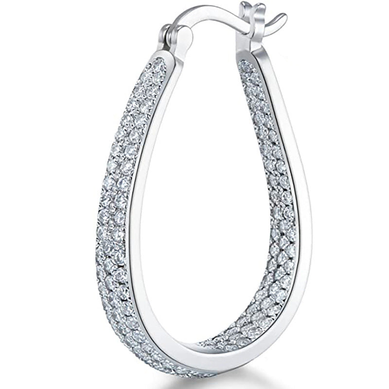 Hurmaava Korvarengas jokaiseen tilaisuuteen