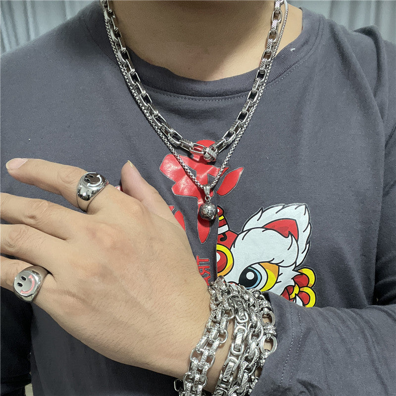 Hurmaava Riipus jokaiseen tilaisuuteen