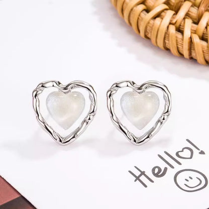 Kaunis Korvarengas ainutlaatuisella tyylillä