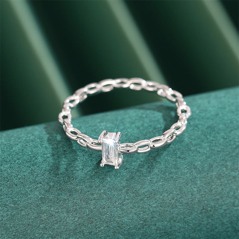 Upea Sormus päivittäiseen käyttöön