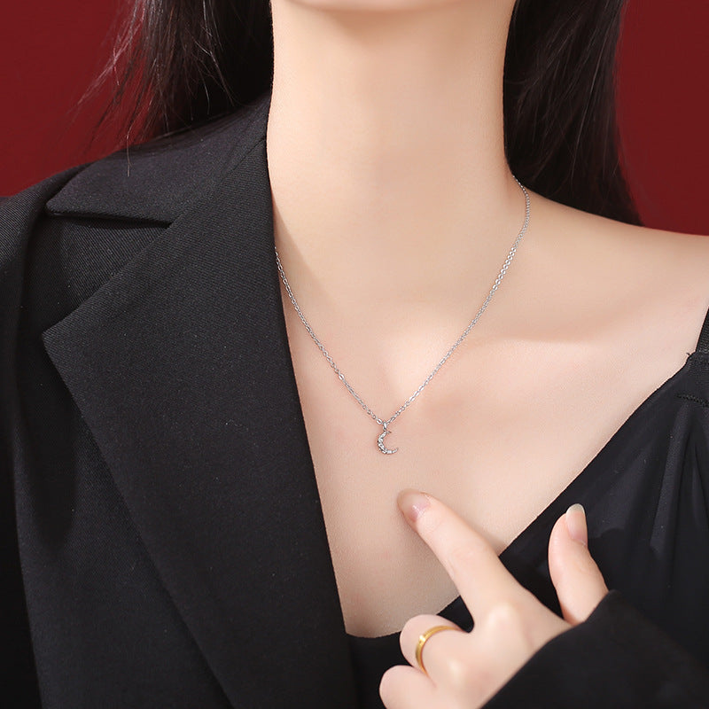 Herkkä käsityö Kaulakoru