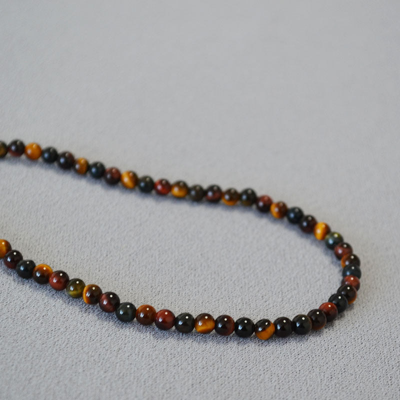 Hurmaava Kaulakoru jokaiseen tilaisuuteen