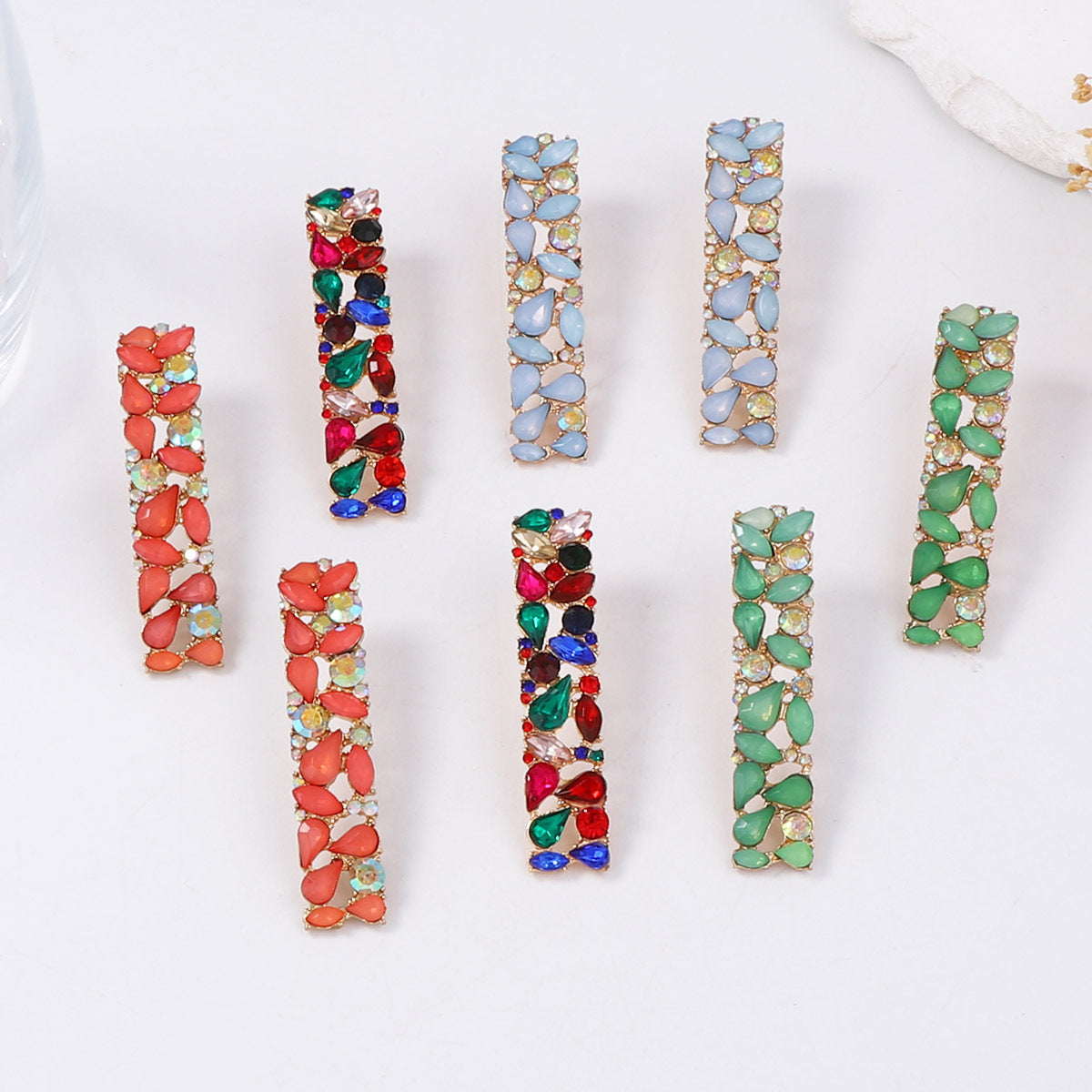 Hurmaava Korvarengas jokaiseen tilaisuuteen