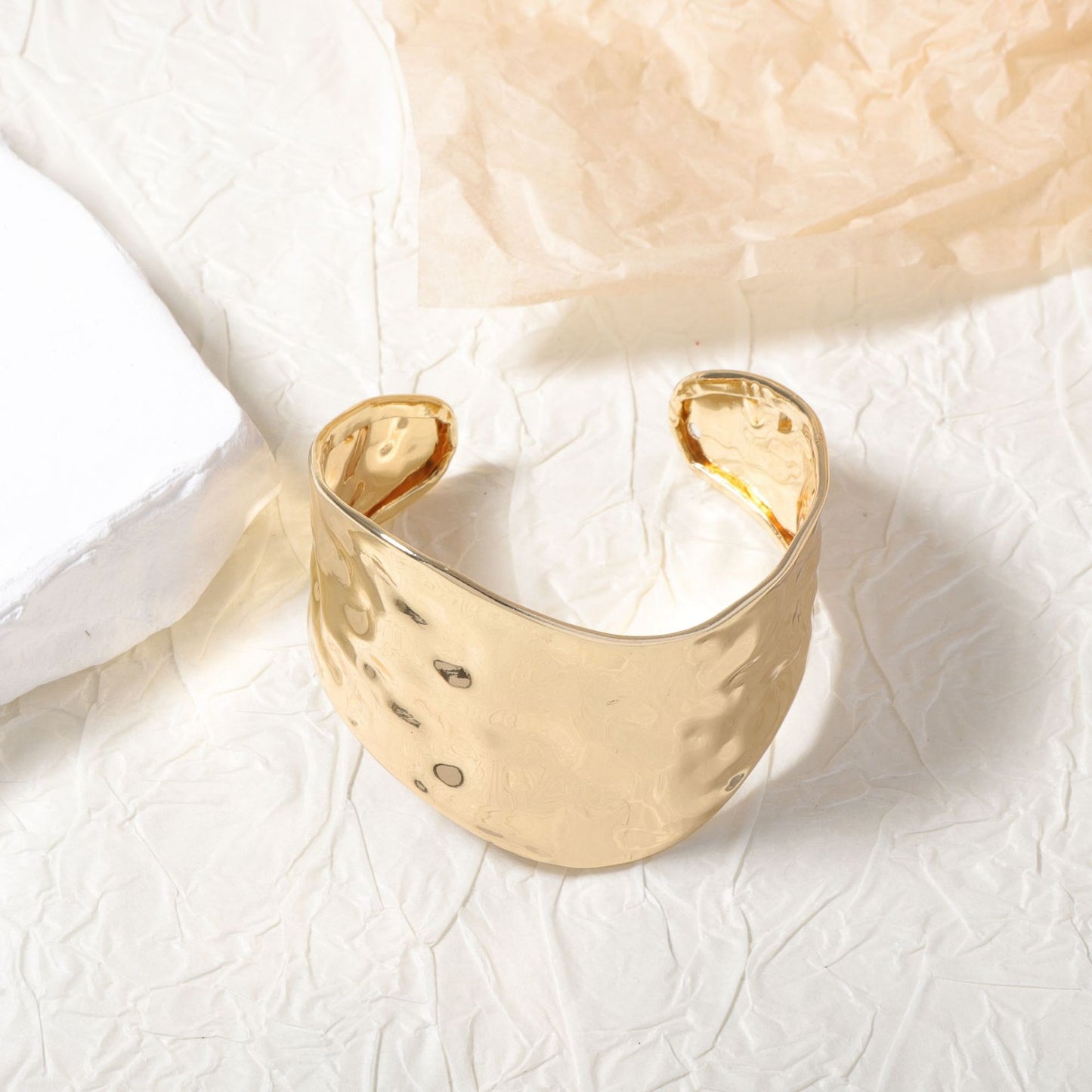 Herkkä käsityö Rannekoru